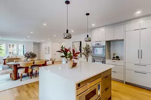 140 Columbia St, Brookline, MA 02446 - Photo 9