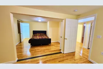 717 Middlesex St, Lowell, MA 01851 - Photo 11