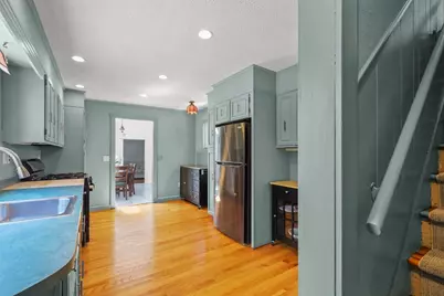 102 Nashawena St, Falmouth, MA 02540 - Photo 9