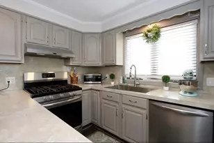 260 Wood St, New Bedford, MA 02745 - Photo 5