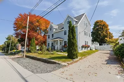 8A Whitins Rd, Sutton, MA 01590 - Photo 1