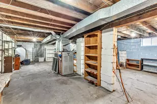 96 Lyons St, Springfield, MA 01151 - Photo 27