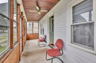 96 Lyons St, Springfield, MA 01151 - Photo 5