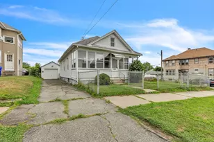 96 Lyons St, Springfield, MA 01151 - Photo 3