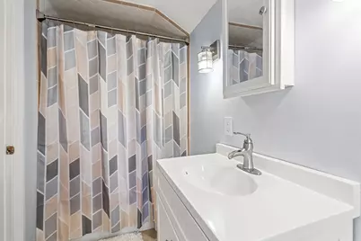 16 Caldwell St, Weymouth, MA 02191 - Photo 19