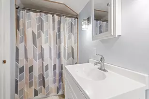 16 Caldwell St, Weymouth, MA 02191 - Photo 19