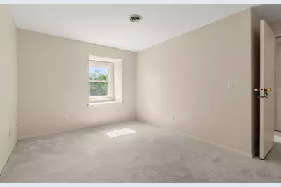 6 Loring Hills Ave #D3, Salem, MA 01970 - Photo 29