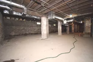 6 Pelham St, Worcester, MA 01609 - Photo 13