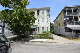 6 Pelham St, Worcester, MA 01609 - Photo 17