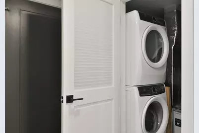 321 W Broadway #6, Boston, MA 02127 - Photo 17