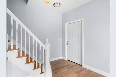 83 Arnold St, Methuen, MA 01844 - Photo 7