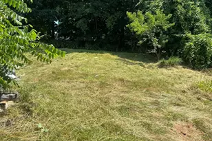 54 Marietta St, North Adams, MA 01247 - Photo 3