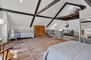 38 Chestnut St, Salem, MA 01970 - Photo 35