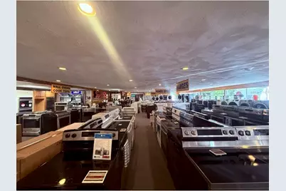 1485 Grafton Rd, Millbury, MA 01527 - Photo 9