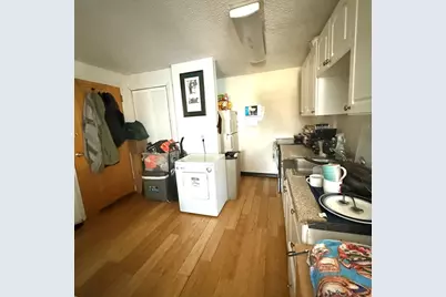 46 Amesbury #4D, Lawrence, MA 01840 - Photo 5