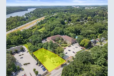 47 Macy St, Amesbury, MA 01913 - Photo 3