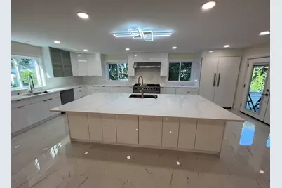 4 Ripley Rd, Hull, MA 02045 - Photo 9