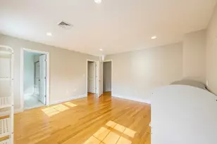 46 Wellington St, Waltham, MA 02453 - Photo 17