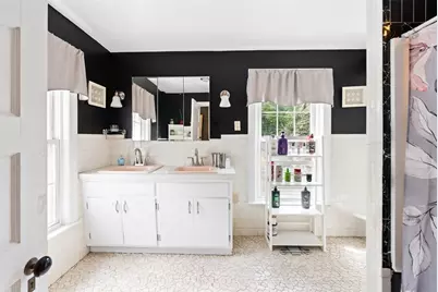 67 Putnam St, Orange, MA 01364 - Photo 13