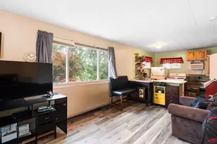 67 Putnam St, Orange, MA 01364 - Photo 19