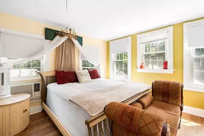67 Putnam St, Orange, MA 01364 - Photo 11