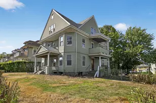 194 N Beacon, Watertown, MA 02472 - Photo 5