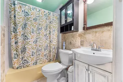 75 Plain St, Lowell, MA 01851 - Photo 9