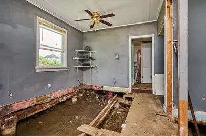 311 Chapman St, Greenfield, MA 01301 - Photo 11