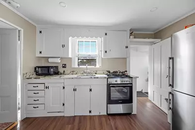 4 Spadoni Rd, Dennis, MA 02638 - Photo 5