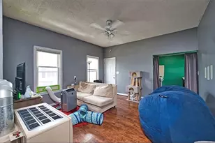 101 Cory St, Fall River, MA 02720 - Photo 3