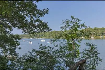 640 Poponessett Rd, Barnstable, MA 02635 - Photo 3
