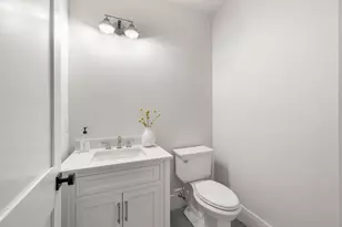 640 Poponessett Rd, Barnstable, MA 02635 - Photo 9