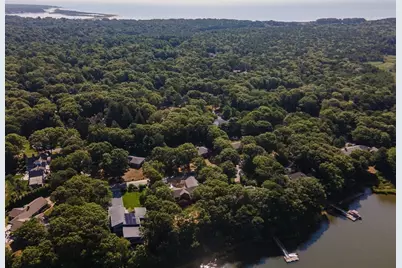 640 Poponessett Rd, Barnstable, MA 02635 - Photo 31