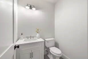640 Poponessett Rd, Barnstable, MA 02635 - Photo 9