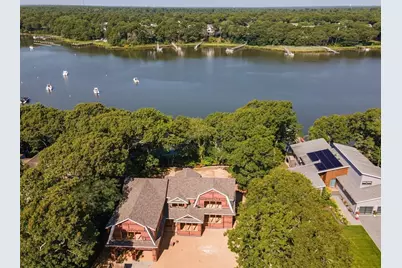 640 Poponessett Rd, Barnstable, MA 02635 - Photo 9