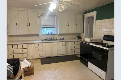 3 Thissell St, Methuen, MA 01844 - Photo 7