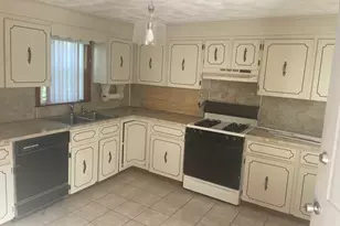 78 Summer St, Brockton, MA 02302 - Photo 9