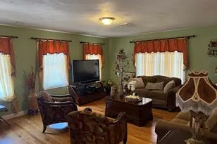 20 Massasoit St, Boston, MA 02136 - Photo 5