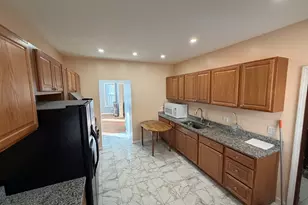 12 Stoneland Rd, Worcester, MA 01603 - Photo 9