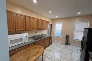 12 Stoneland Rd, Worcester, MA 01603 - Photo 7