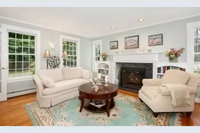 117 Perkins Row, Topsfield, MA 01983 - Photo 5