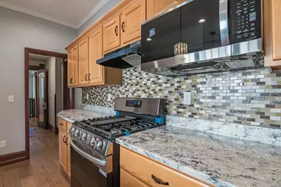 288 St. James Ave, Springfield, MA 01109 - Photo 13