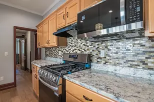 288 St James Ave, Springfield, MA 01109 - Photo 13