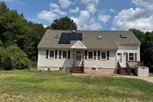 8 Heritage Rd, Pelham, NH 03076 - Photo 1