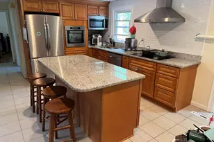 8 Heritage Rd, Pelham, NH 03076 - Photo 3