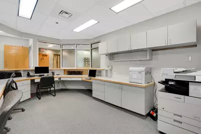 299 Carew St #400, Springfield, MA 01104 - Photo 9