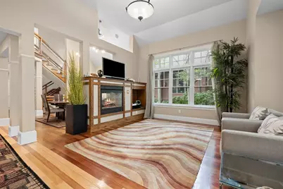 20 Hamlet Street, Newton, MA 02459 - Photo 9