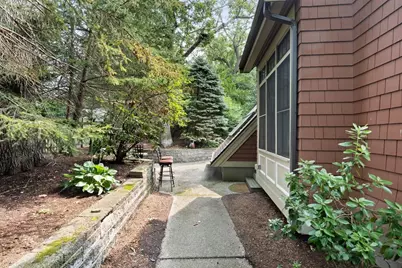 20 Hamlet Street, Newton, MA 02459 - Photo 7