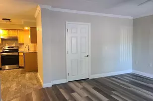 576 Washington St, Weymouth, MA 02188 - Photo 9