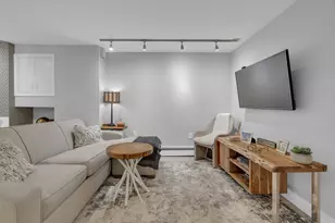 14 Auburn St, Boston, MA 02129 - Photo 3